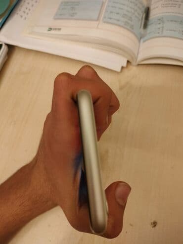 Apple iPhone: IPhone 11, Ağ, Face ID — 4