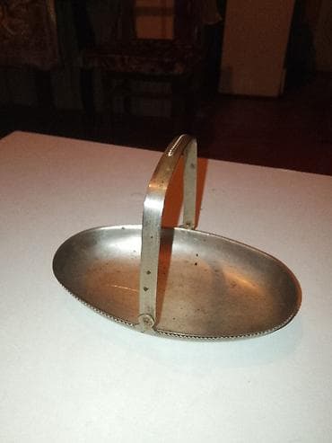 quru: Metal qab və dibək–havan dəsti - Material: metal ərinti - Qab: oval — 1