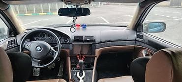 Motonəqliyyat: BMW 5 Series (E39) sedan – qara rəng. - Xarici: M paketli ön-arka — 3