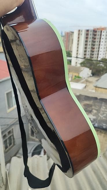 ucuz gitara satisi: Klassik gitara, İşlənmiş, Ünvandan götürmə, Pulsuz çatdırılma, Ödənişli çatdırılma — 10