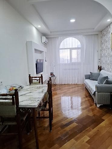 zirede ev: Xırdalanın mərkəzində 15/15də yerləşən birin ikiyə düzəlmə yaxşı — 3