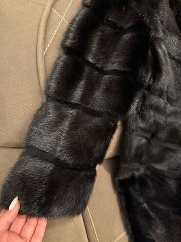 təbii qadın şubaları: Qara rəngli qadın kürkü - Material: təbii xəz görünüşlü, sıx və — 3