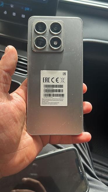 Xiaomi Redmi (model arxa etiketdə EAC/CE qeydiyyatlı) smartfon -
