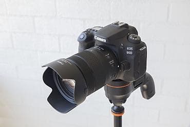 silver et ceken: Canon EOS 90D DSLR fotoaparat — 1