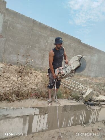 malyar işi: Səssiz tozsuz səliqəli kəsim. Beton katlavan monolit kubik — 29