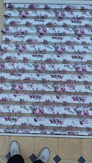 bal mumu: Jaluz perdeler. cox seligeli işlenib.yeniden secilmir. uzunu 190 eni — 1