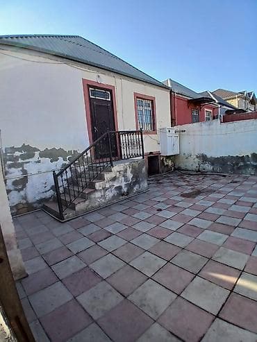 Дома: 3 комнаты, 55 м², Средний ремонт — 1