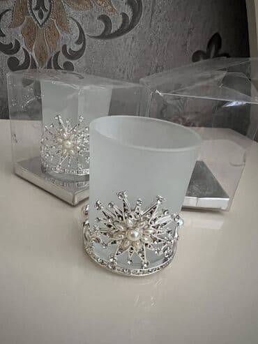 2ededi 10 azn real aliciya endirim olacag. Yenidir qabi var