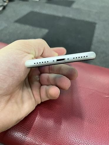 iphone s 2022: IPhone SE 2020, 64 GB, Ağ, Barmaq izi — 3