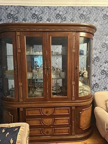 perla mebel qonaq desti: Klassik üslubda qonaq otağı üçün mebel dəsti iksi bir yerde 290 manat — 2