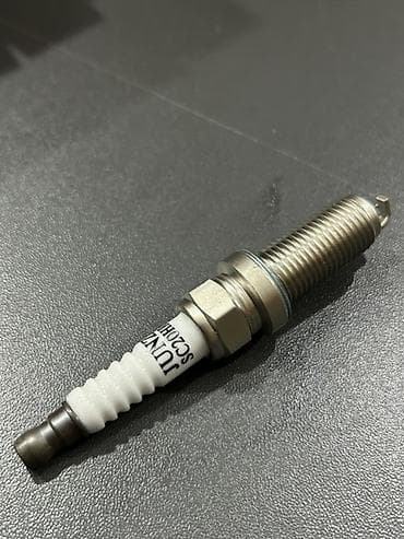 byd almaq: Toyota Prius 30 gövdə alışdırma şamı (sveça) — 2