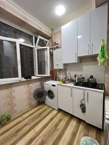 7 mikrorayon: Xətai rayonu,Əhmedli metrosu, pit stopun arxasindaki binada,22 — 6