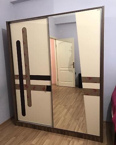 isqaf: Dolab Fabrik istehsalidir. em 165 sm hundurluk 2m derinlik 55sm Krem — 2