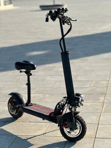 mopedlər elekdirikli: Kugo m4 pro bir sarjla 55kilo gider ve 60kmh suret kalxir.probeg 4000 — 1