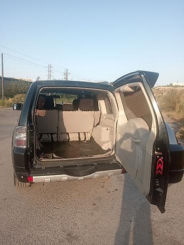 ij diski: Mitsubishi Pajero: 3 l | 2007 il 292000 km Ofrouder/SUV — 5