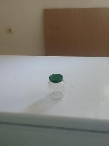 metan balonu: Şüşə balaca banka – qapaqlı - Material: şəffaf şüşə - Həcm: təxminən — 2