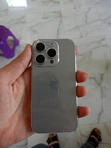 ön kamera: IPhone 15 Pro, 128 GB, Natural Titanium, Barmaq izi, Face ID — 2