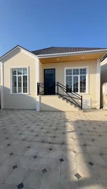 4 otaqlı, 132 kv. m, Kredit var, Yeni təmirli