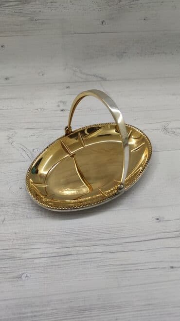 Melixor limon qabı 999 əyyar qızıl suyunda İdeal vəziyyətdədir lalafo.az -da Melixor limon qabı 999 əyyar qızıl suyunda İdeal vəziyyətdədir