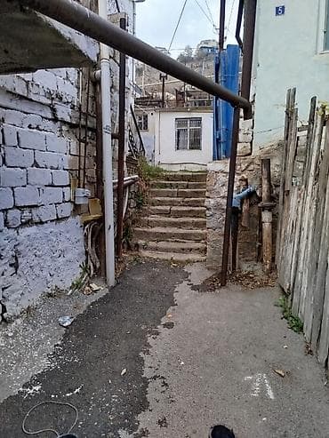 gence ev: 48 kv. m, 1 otaqlı, İşıq — 2