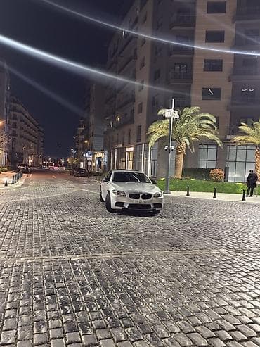 bmw oluxana baksol: Böyük manitor Boyük gozik 4 knopkadan ibaratdi Head up (elektron — 1