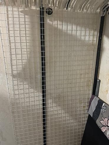ucuz bijuteriyalar: Bijutetiya ücün vitrin işlenmiyib İnşatcəlar metrosuna yaxın yerleşir — 1