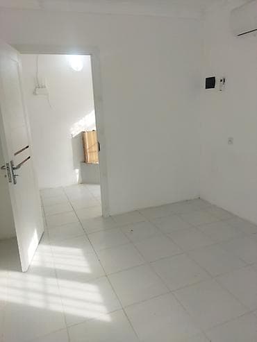 xrdalanda heyet evi satliq: 2 otaqdan ibarət 33 k/m vayfay, san.uzeldən ibarət - Döşəmə: ağ — 6