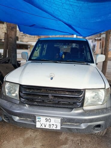 Mitsubishi Pajero: 2 l | 2005 il Ofrouder/SUV