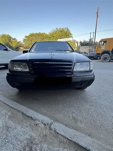 disk teker prius: Mercedes-Benz C-Class: 1.8 l | 1994 il Sedan — 1