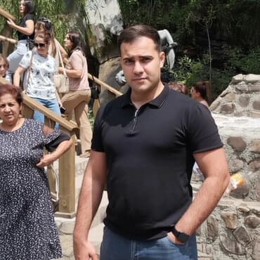 gəncədə iş elanlari: Şəxsi sürücü, 24 yaş, stajı 3 il, Nəqliyyat təmin edilir — 1