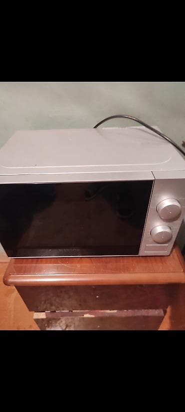 Mikrodalğalı soba Ayrıca dayanan, Mikrodalğalar ilə, rəng - Gümüşü