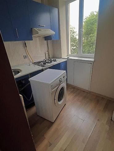 berde ev: Nərimanov Metrosu metroya 5/6 dəqiqəlik məsafədə yerləşir. Polis — 6