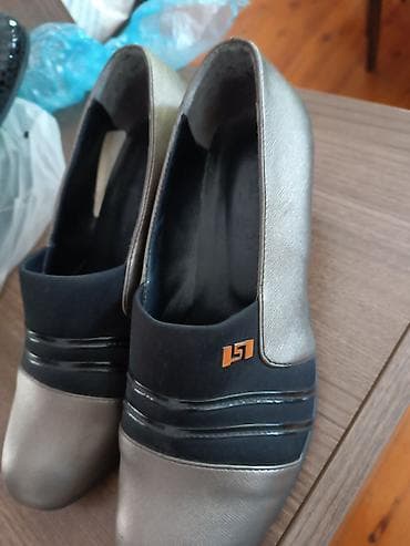 женские туфли с бантами: Qadın ayaqqabısı – rahat slip-on loafer - Rəng: metalik boz üstlük — 2