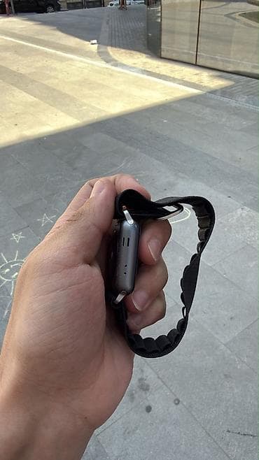 Аксессуары: Ideal veziyyetdedi seliqeli istifade olunub usb var
42mm — 4
