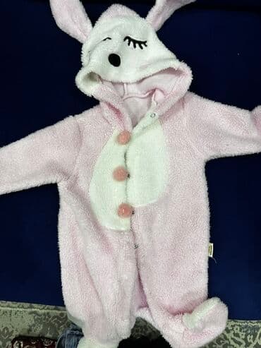 Bodi: Body ve papaq birlikde 12 m Tezeden ferqlenmirler Body 3/6 ay Papaq 1 — 3