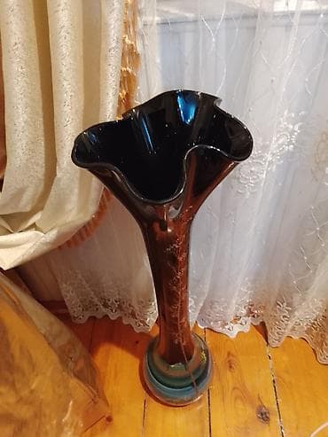 xurustal vaz: Bir vaza — 1