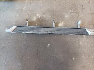 Məhsul: Avtomobil üçün yan pillə (running board), metal karkaslı, üstü — 3