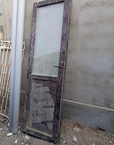 Qapılar və aksessuarlar: Plasdik qapi pencere desdi hamisi birlikde 100 azn — 1