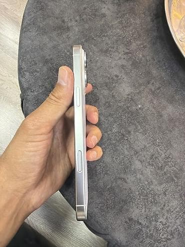 intel core i: IPhone 16 Pro Max, 256 GB, Ağ, Simsiz şarj — 5