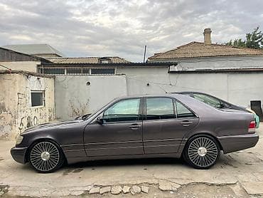 Bentley: Mercedes-Benz S-Class: 4.2 l | 1992 il Sedan — 3