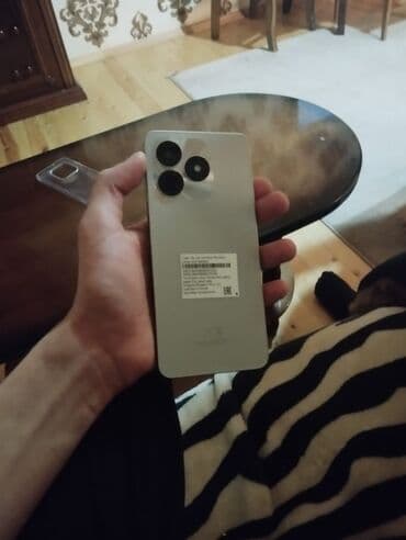 Video oyunlar və konsollar: Realme C53, rəng - Gümüşü — 1