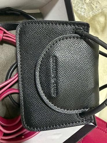balaca canta: Çanta dəsti, Charles & Keith, İşlənmiş — 2