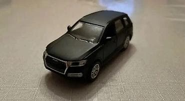 Qara rəngli die-cast metal avtomobil modeli – SUV tipli miniatür
