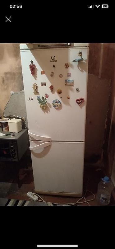 telefon aksesuarları toptan satış: 2 qapılı Indesit Soyuducu Satılır, rəng - Ağ — 1