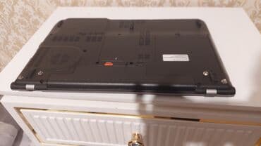 Kasalar: Satılır: Acer V3-771G (VA70) Ekran: 17.3" HD / Full HD LED Prosesor — 3