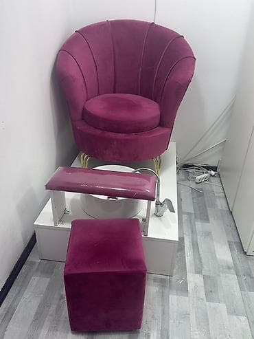 iwlenmiw mebel: Az islenib, tezeden secilmir, 600 azn e alinibdir. 2 ay islenib — 1