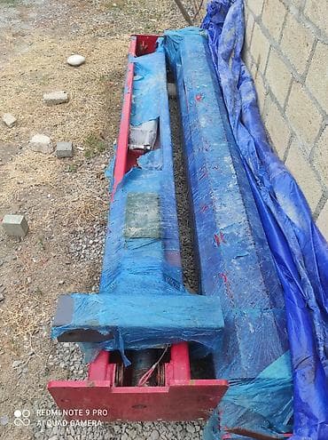 teker kompressoru: Avto-servis avadanlıqları paketi Məzmun: - Hidravlik avtomobil — 1