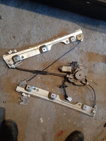 vaz 2007: Nissan Teana J31 üçün orjinal üstdən çıxma qabaq sağ qapı trosu var — 1