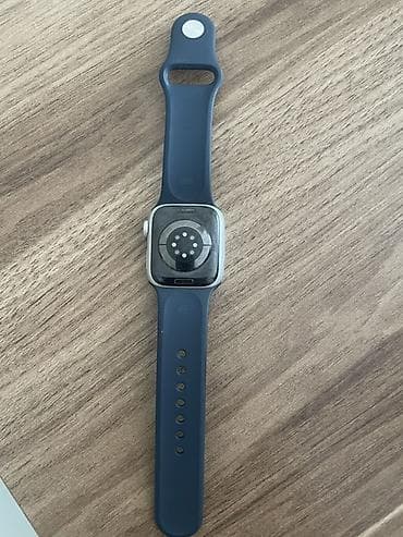 Apple Watch Series 6 (alüminium korpus), 44 mm ekran ölçüsü. - Rəng