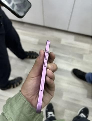 a34 ekran: IPhone 16, Deep Purple, Face ID — 3